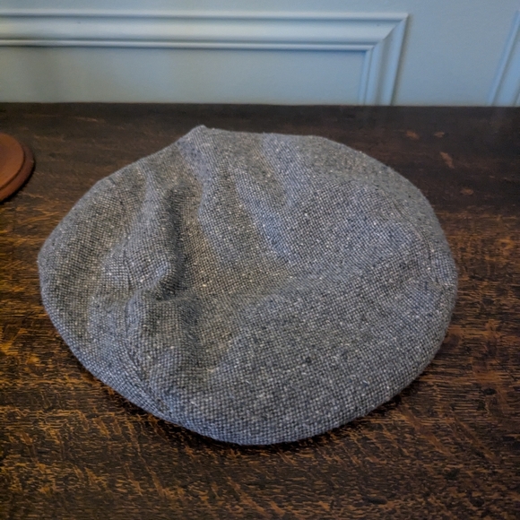 Favorite gray tweed hat ASO Jessica Simpson - Picture 7 of 8